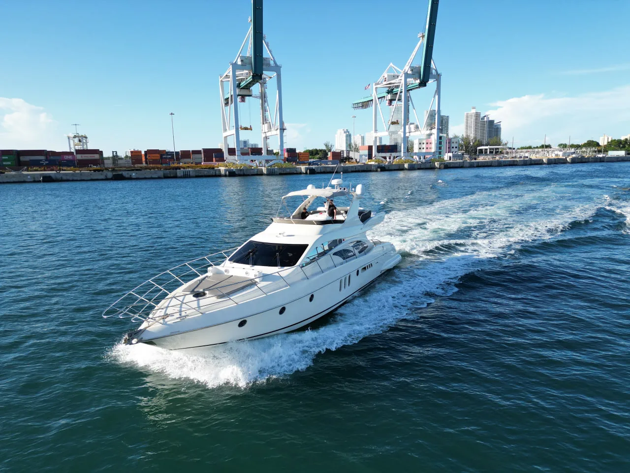 68′ Azimut With Jacuzzi