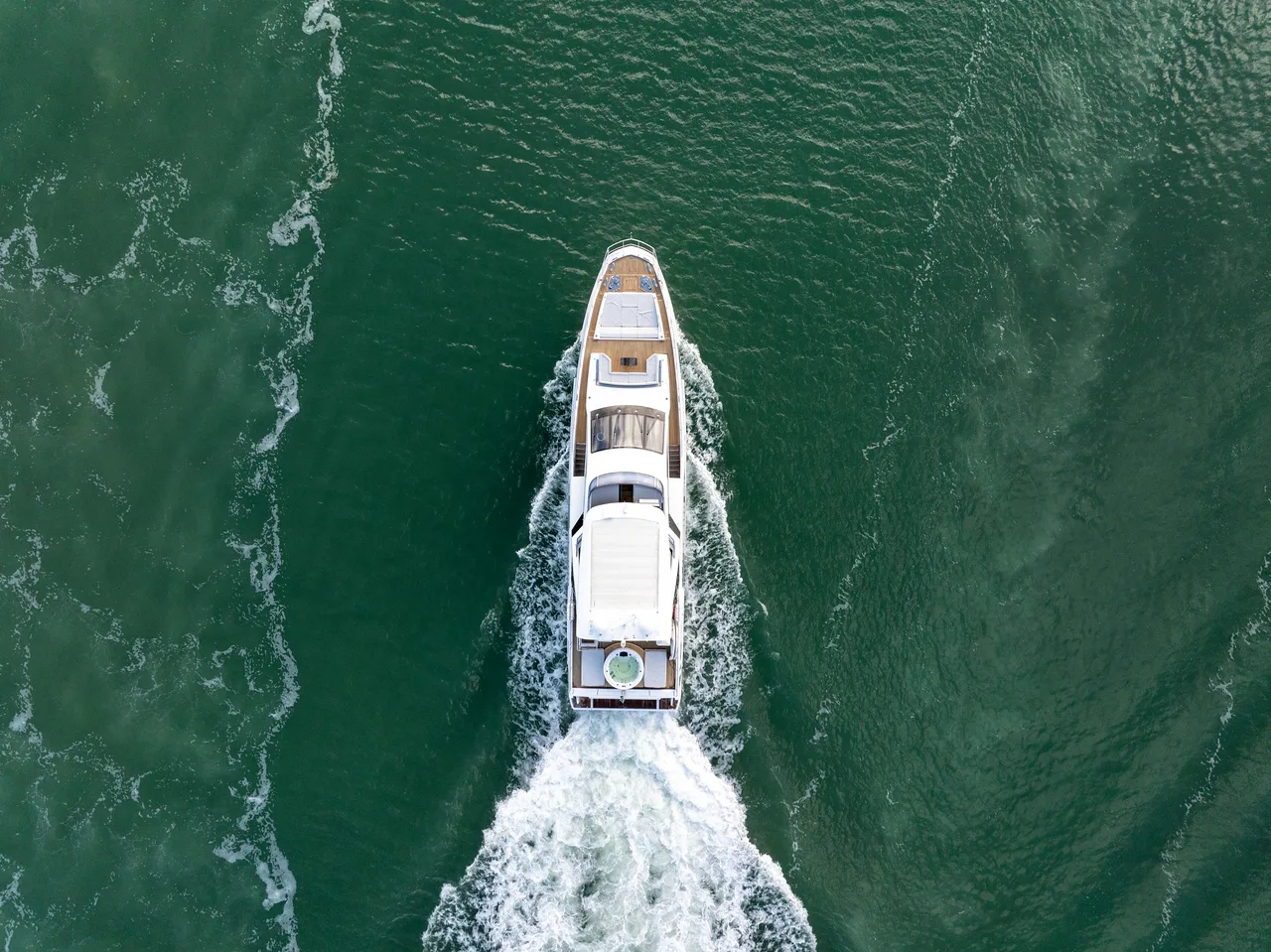 88´ AZIMUT MM — photo 8