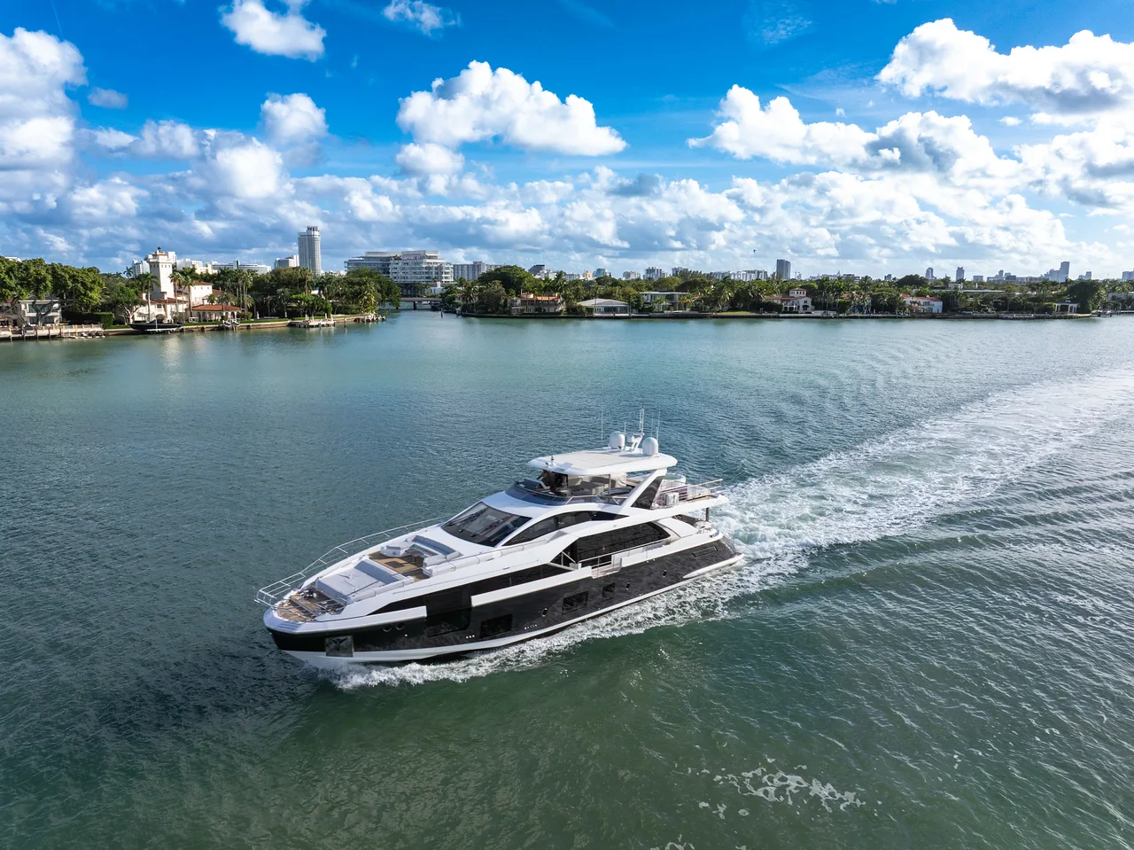 88´ AZIMUT MM — photo 2