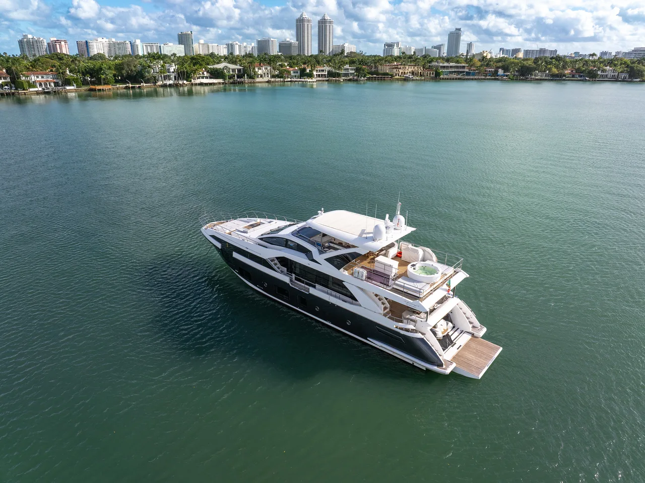 88´ AZIMUT MM — photo 14
