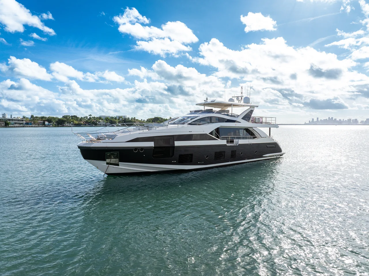 88´ AZIMUT MM — photo 13