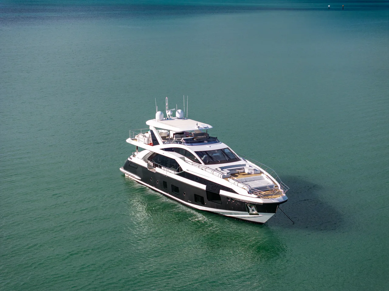 88´ AZIMUT MM — photo 10