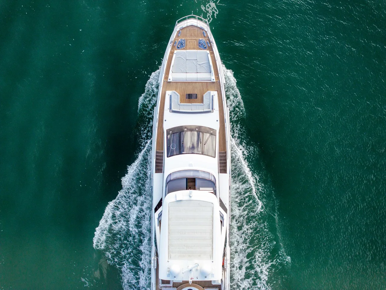 88´ AZIMUT MM — photo 9