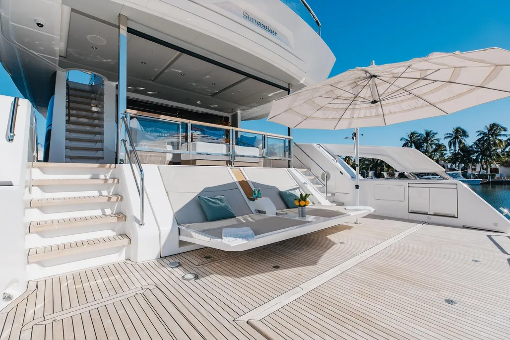 95´ SUNSEEKER — photo 10