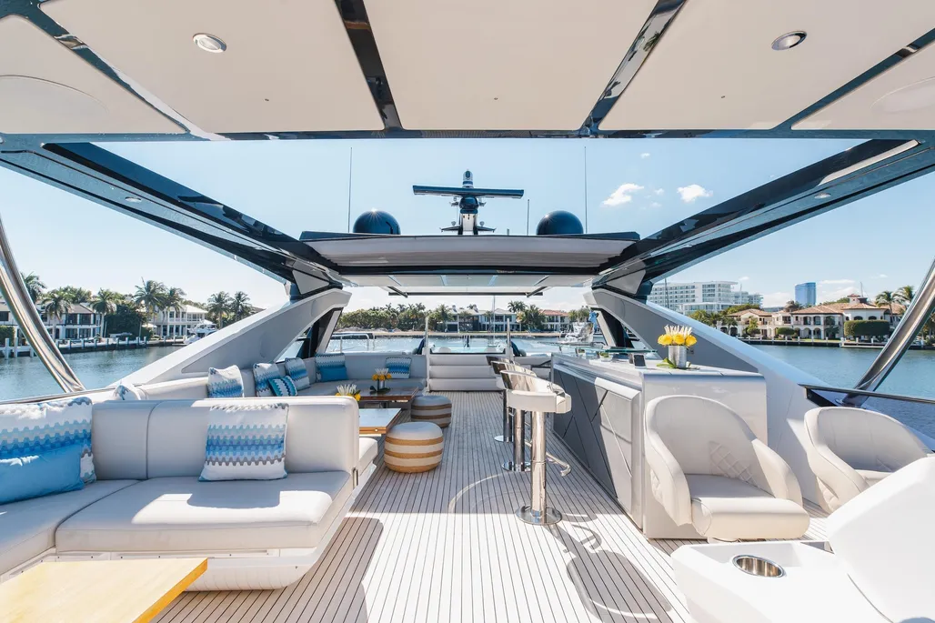 95´ SUNSEEKER — photo 15