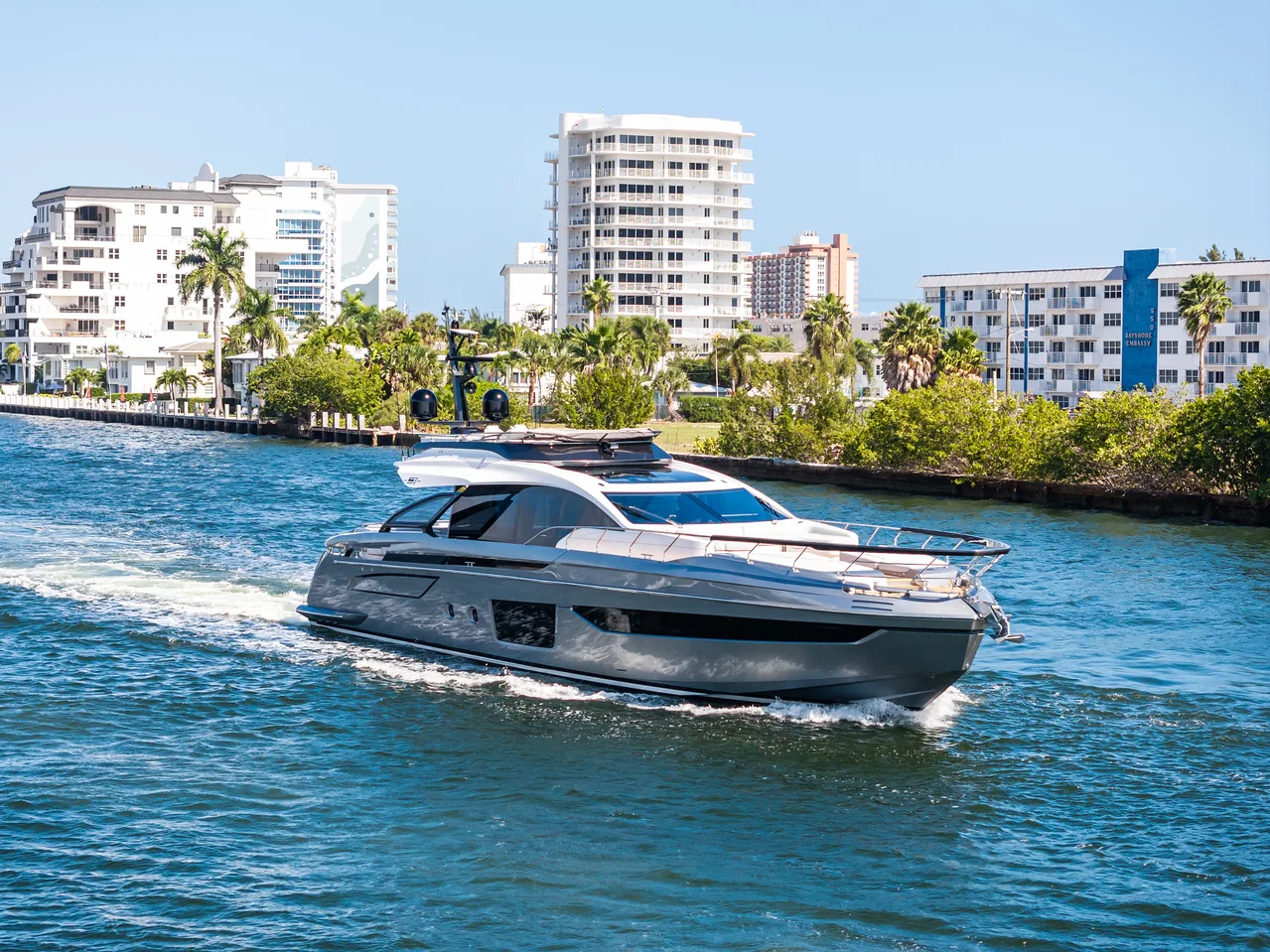 XTREME – 2025 AZIMUT S8
